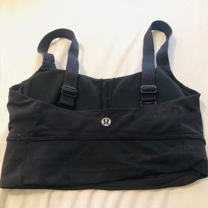 Lululemon sports bra size 2. In great condition!